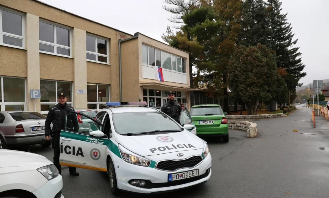 BRIEF: Vo Vrbovom evakuovali školu, žiak sa vyhrážal jej odpálením (AKTULIZOVANÉ)