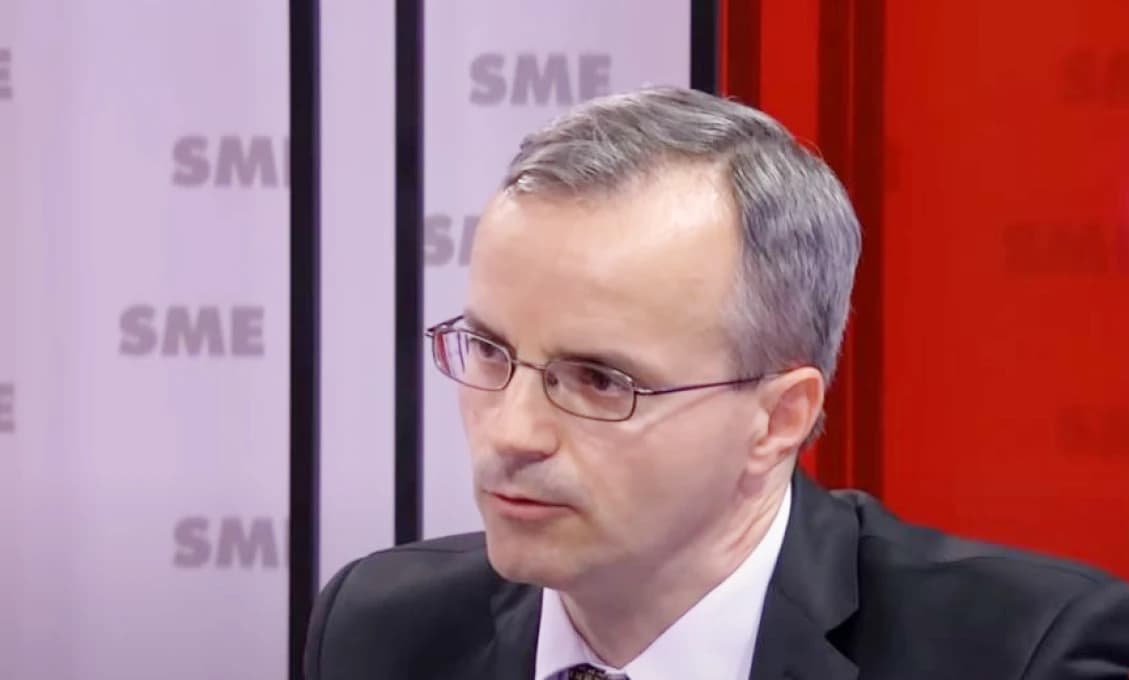Sudca Šamko uzemnil Hanzelovú ako hromozvod blesk