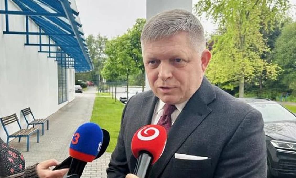 Robert Fico: Jediná téma - FANATIZMUS PS je LGBT+ (VIDEO)