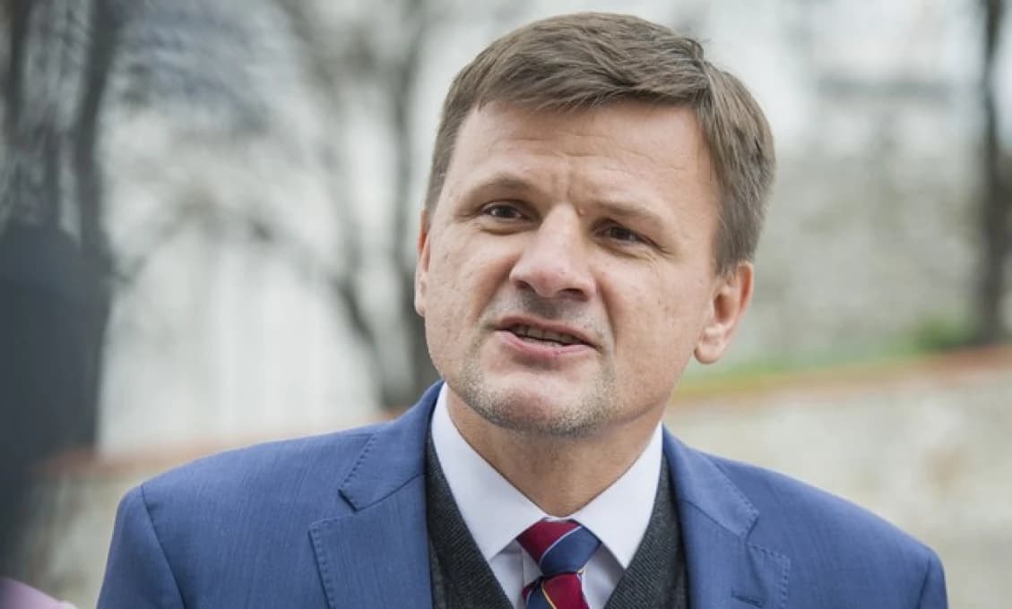 Hlina: Fuj, neskutočná hanba, kam sme sa to dopracovali
