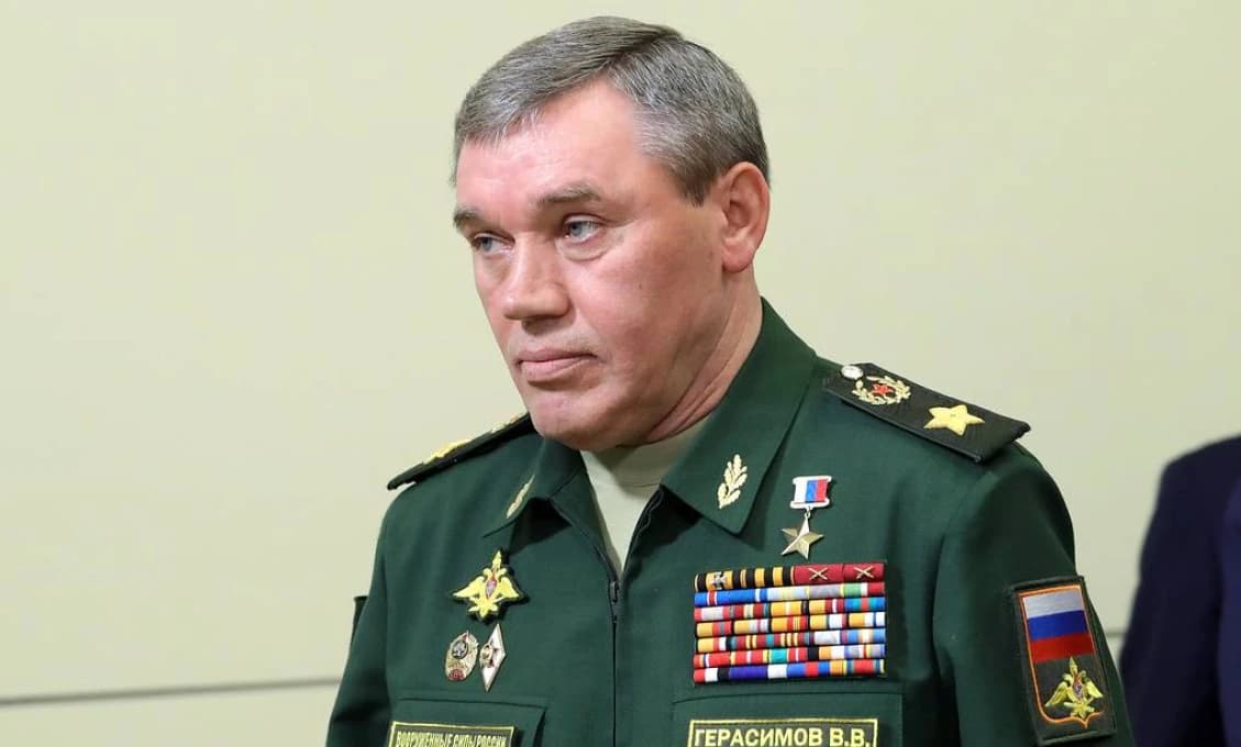 Putin mení generálov?