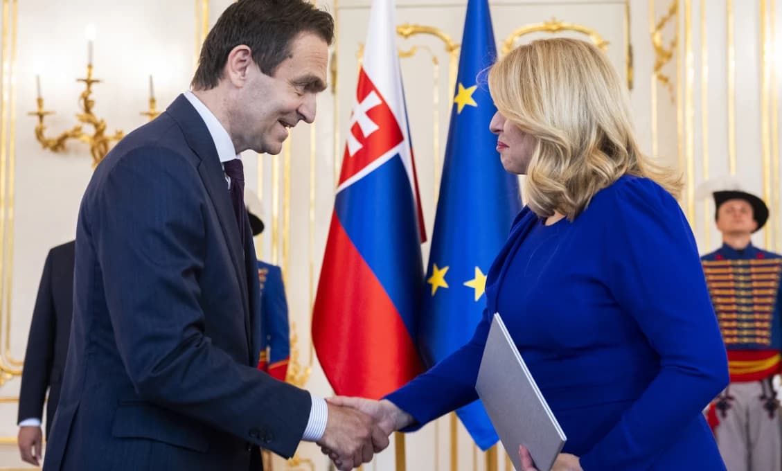 Prezidentkin dar premiérovi - celá polícia k ruke