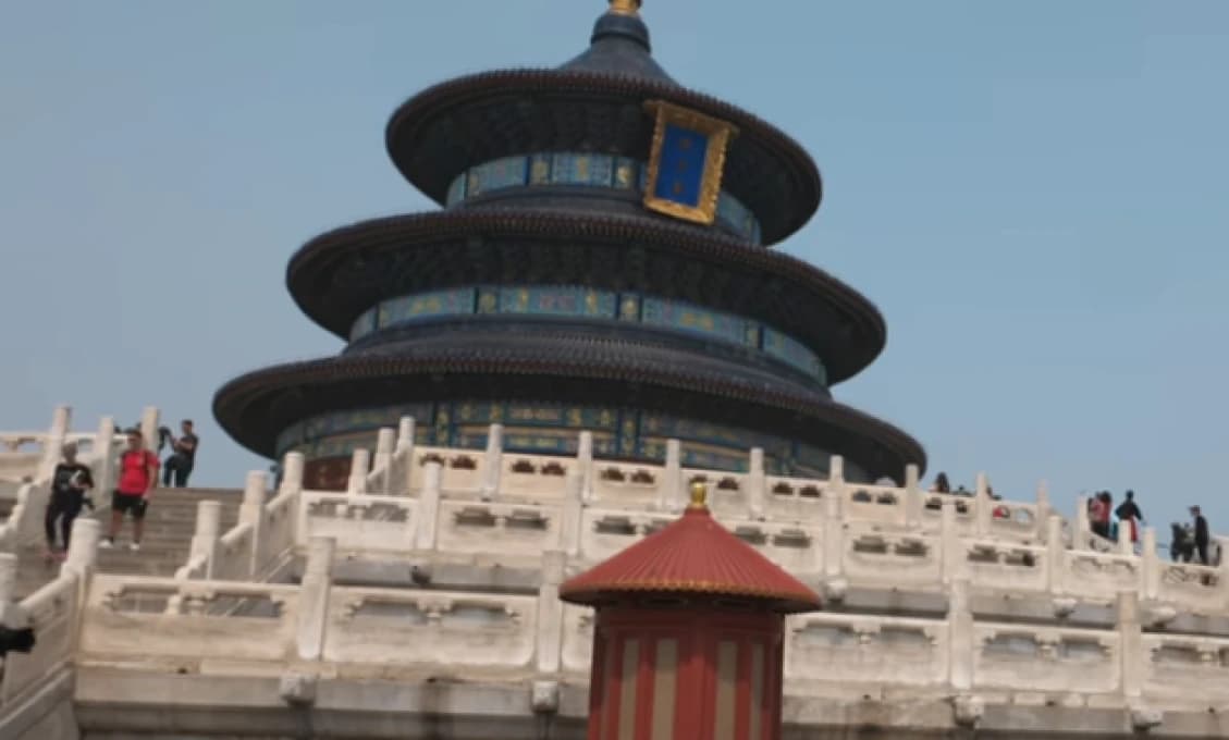 Peking pomáha Moskve, odvracia sa od Kyjeva