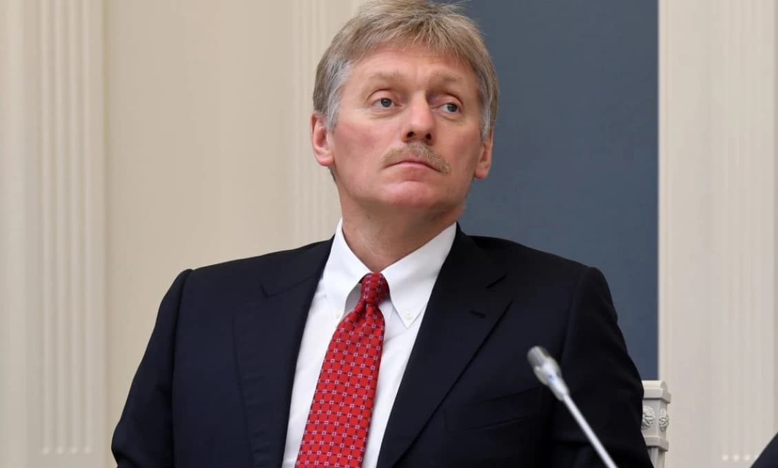 Maistreamom pochovaný Peskov zázračne vstal z mŕtvych