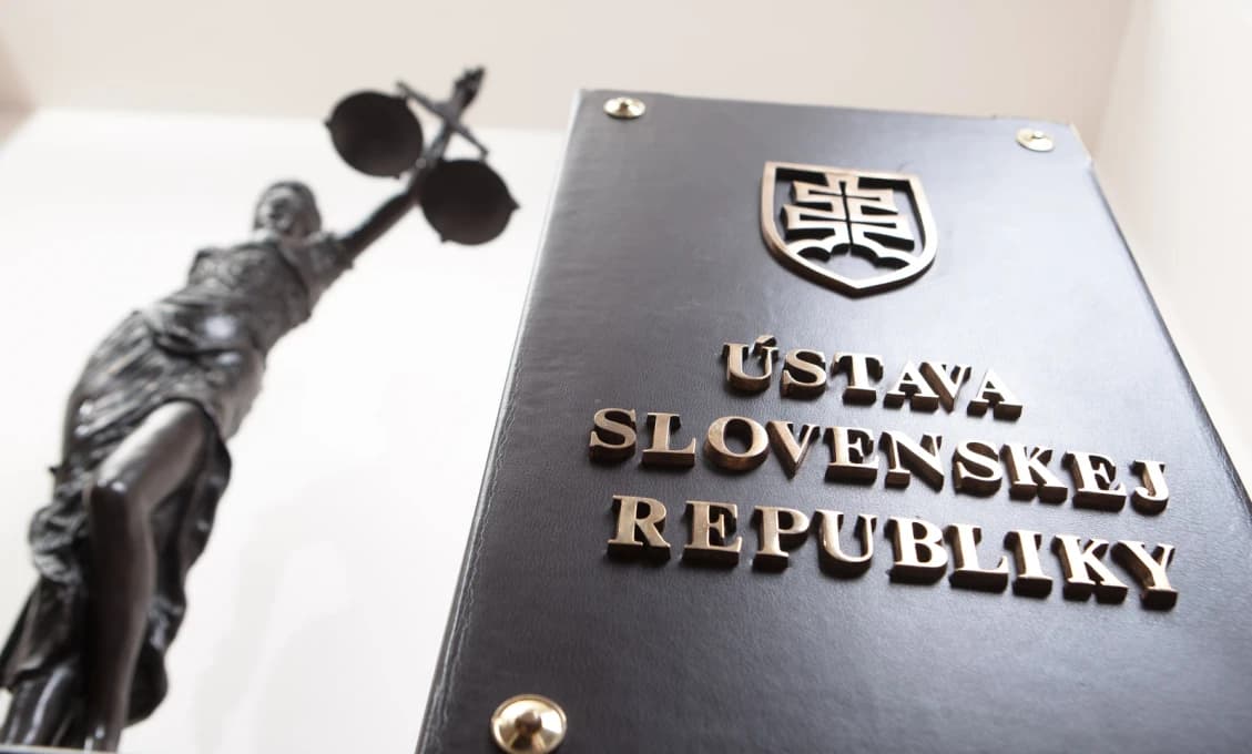Ústava položila základ právneho systému a demokratického usporiadania SR