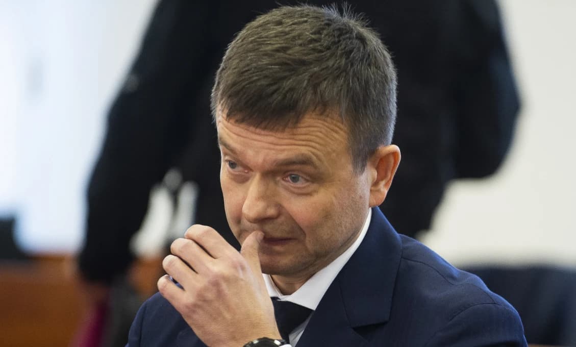 Sulík reaguje na obvinenia: Písal si s Haščákom o dofinancovaní poisťovní?