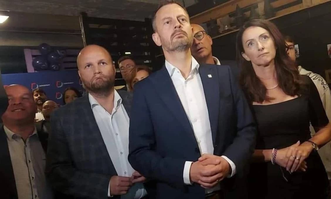 Demokrati: Lúčia sa, ale ďakujú, ako keby mali premiéra (VIDEO)