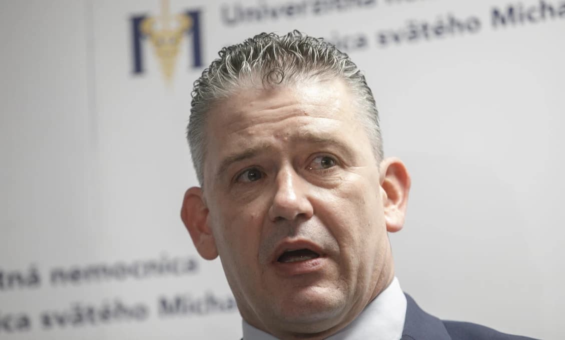 NECHÁPAVÉMU ROMANOVI MIKULCOVI musí vysvetľovať P. Gašpar