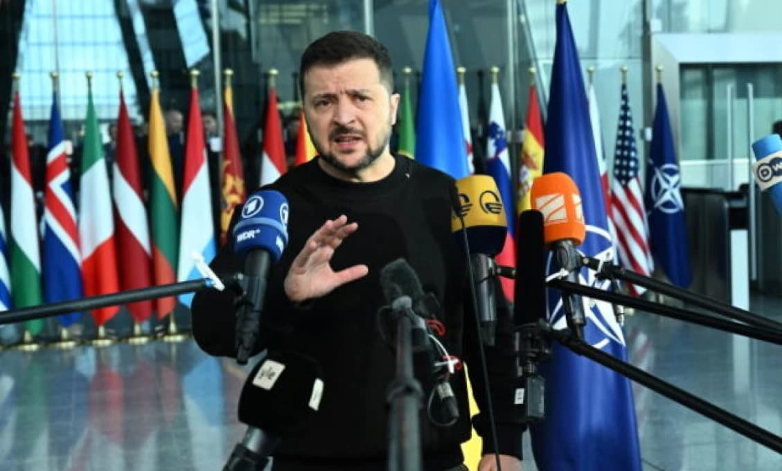 Zelenskyj s ružovými okuliarmi: Úspechy Ukrajiny budú v knihách dejepisu
