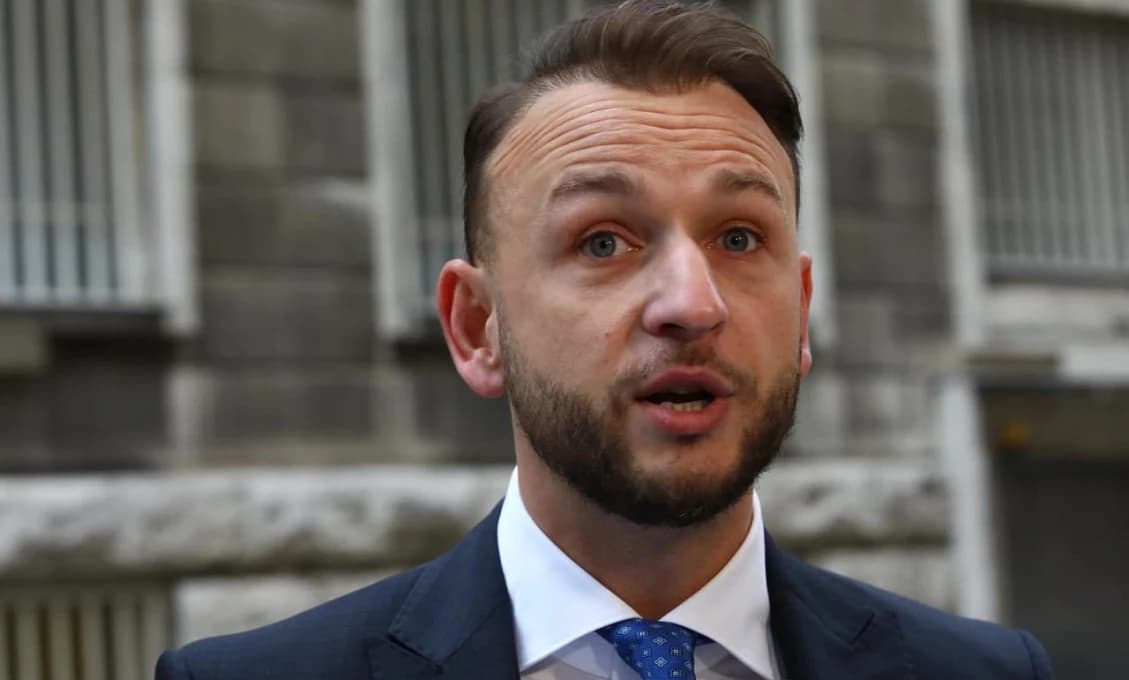 ČÍRYCH NÁHOD stále pribúda alebo ako ULOVIŤ spriateleného sudcu