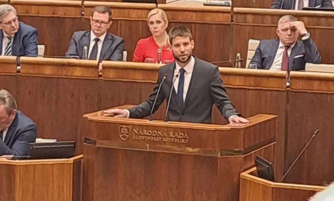 Ševčík si podal "budúceho štátnika" Šimečku (VIDEO)