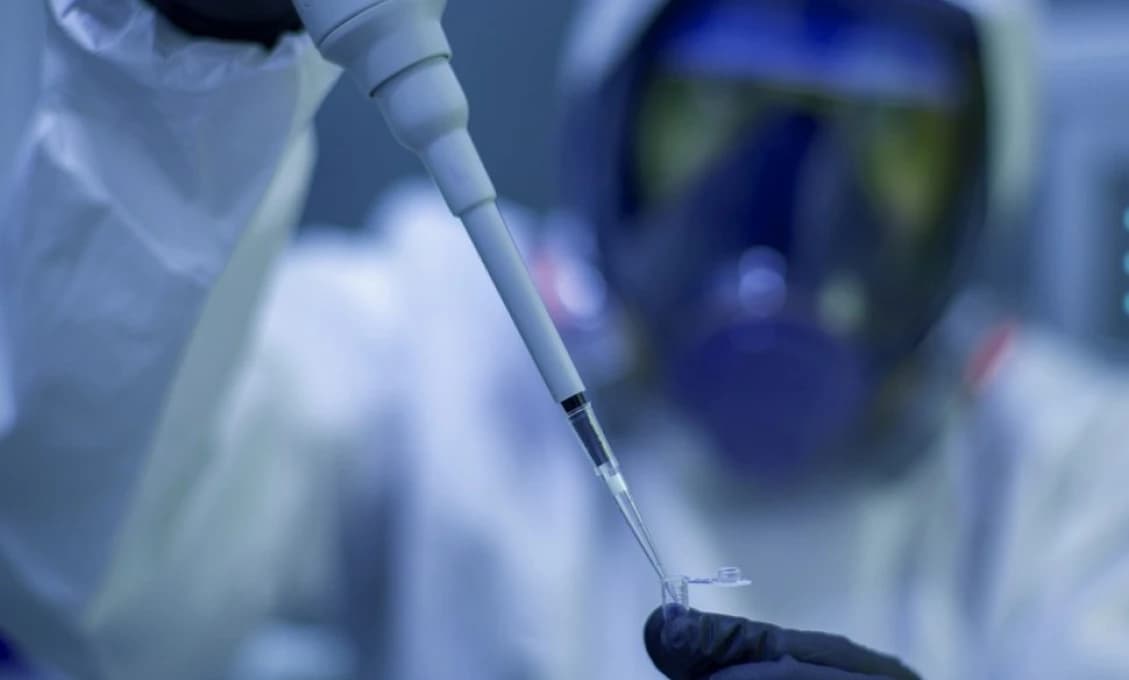 Spojené štáty údajne uskutočňujú experimenty s biomateriálmi Slovanov