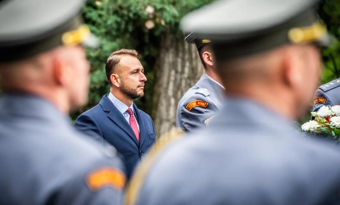 Minister vnútra: Nežná revolúcia je kľúčovým momentom našich novodobých dejín