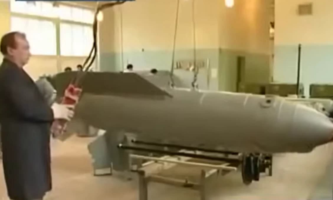 Rusko udrelo kazetovými bombami (VIDEO)