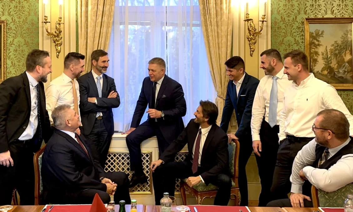 Smeráci vyslali progresívnym médiám JASNÝ ODKAZ!