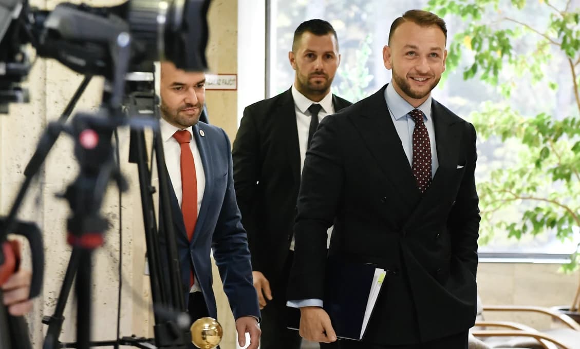 Opozícia podala návrh na ODVOLANIE ministra vnútra Šutaja Eštoka z funkcie