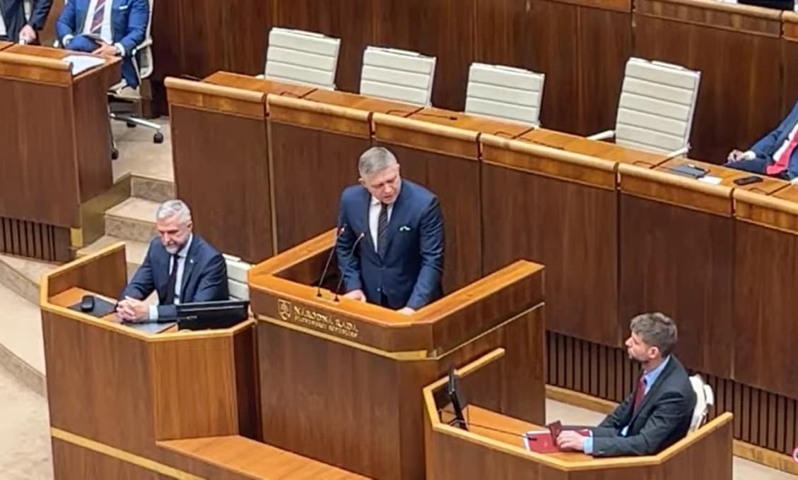 Robert Fico: S tou pomstou veľmi opatrne, pán Šimečka! (VIDEO)