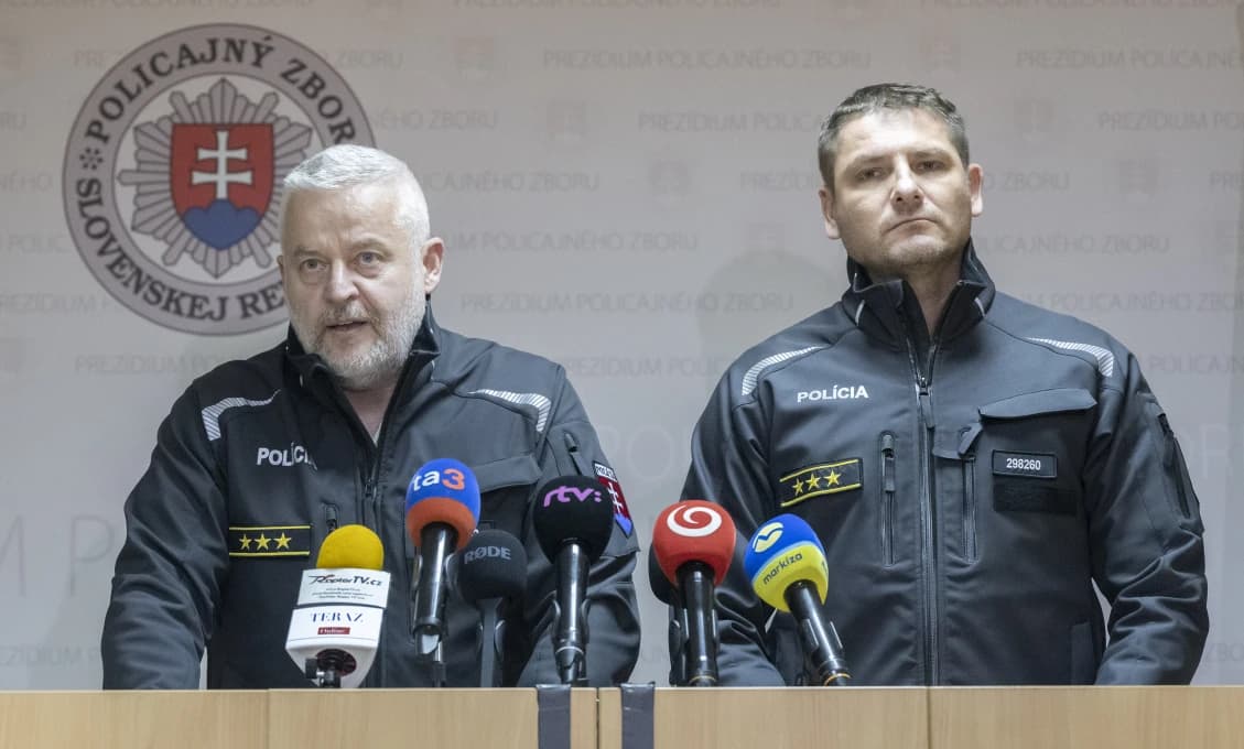 AKTUALIZOVANÉ Solák: Vyhrážky školám vyšetrujeme ako TERORISTICKÝ ÚTOK!