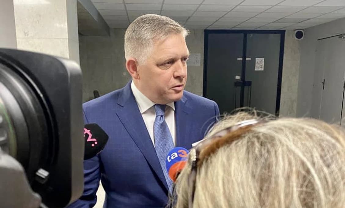 PREMIÉR ROBERT FICO SI STOJÍ ZA SVOJIM ROZHODNUTÍM