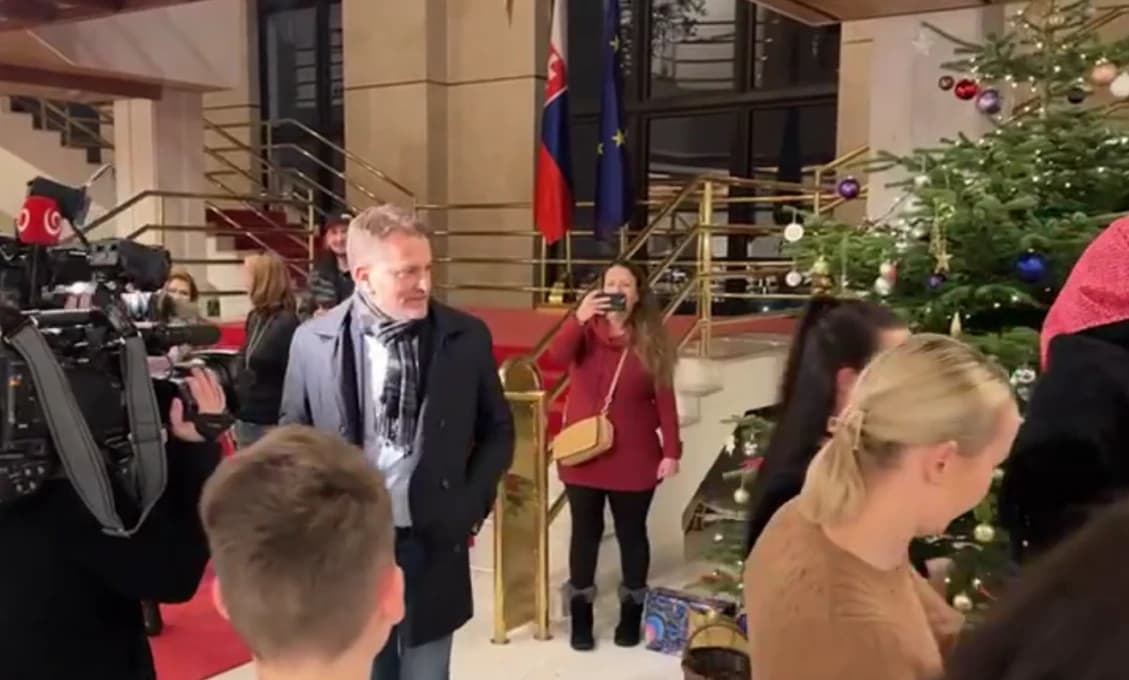 Matovič sa asi ZBLÁZNIL. Pozrite na jeho KONANIE