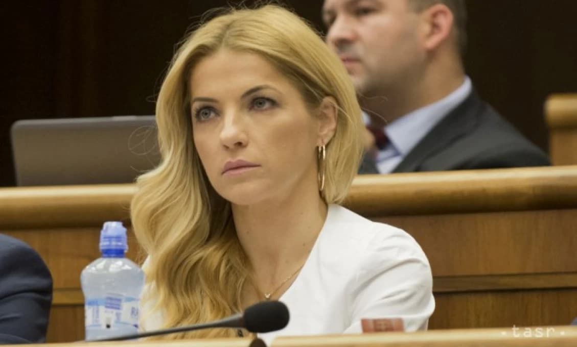 Progresívci nedajú pokoja! Podali podnet na ministerku kultúry M. Šimkovičovú za účinkovanie v TV Slovan