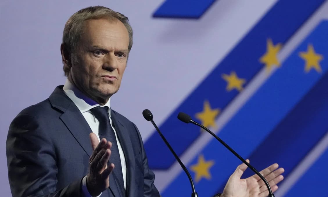 V Poľsku práve Tusk rozbil právny štát, no EÚ mlčí!