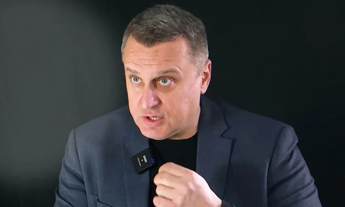 Predseda SNS: Na klamstvá opozície musím reagovať (VIDEO)