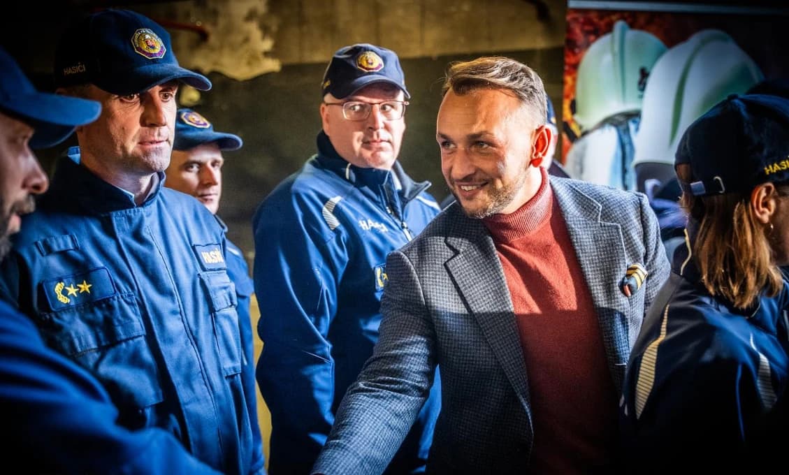 Minister vnútra sa poďakoval slúžiacim policajtom, hasičom aj záchranárom
