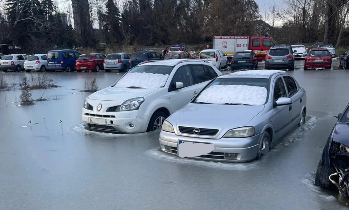 HLADINA DUNAJA PREKROČILA 600 cm! Situácia sa má ale stabilizovať (FOTO)