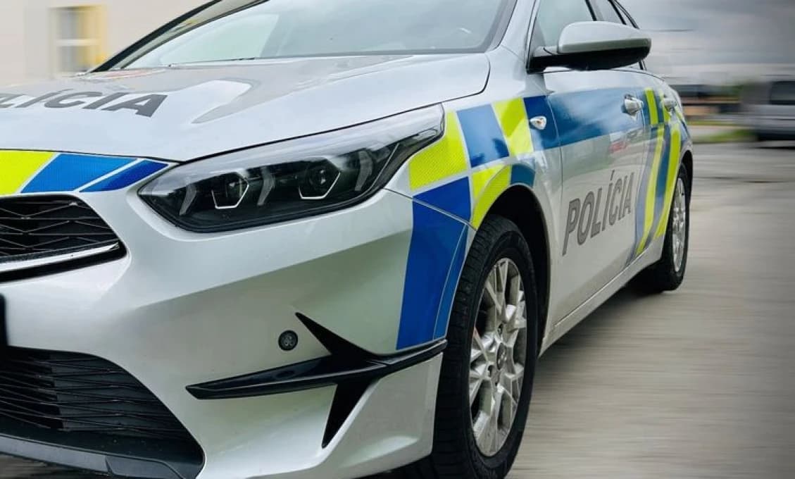 Krádež vo výške 84.050 eur! Polícia zverejnila video! Pátra po totožnosti TOHTO muža!