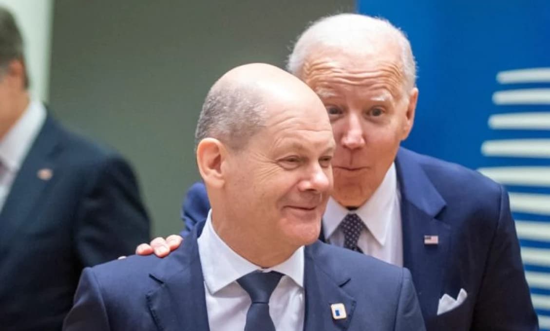 TOTO nazývajú DEMOKRACIOU: Nevieme ich poraziť, ZAKÁŽME ICH!