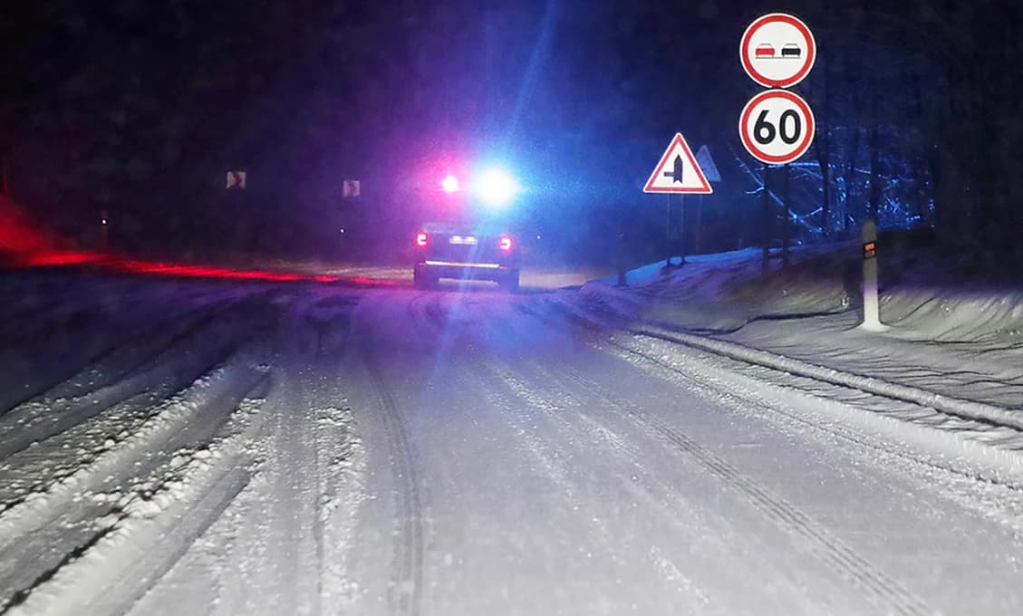 Horský priechod Donovaly je uzavretý pre vozidlá nad desať metrov