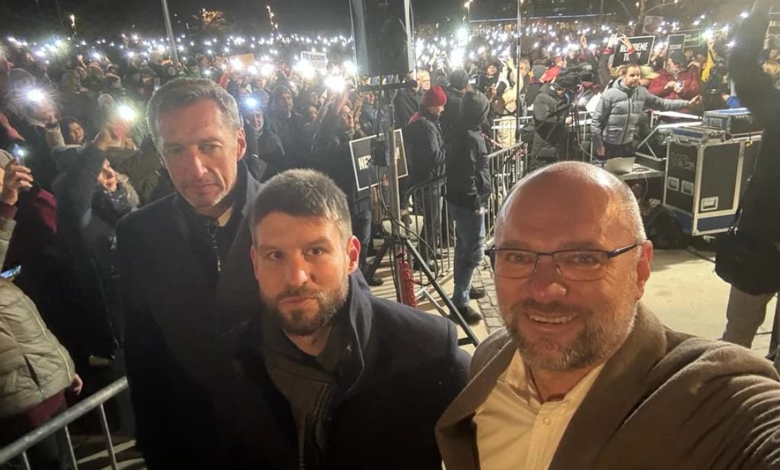OPOZÍCIA SA SNAŽÍ O MAJDAN! Podľa Šimečku sú voliči Smeru lúza (VIDEO)