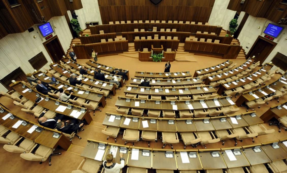 Česi by tento rok mali minúť v e-shopoch viac než 133 miliárd Kč