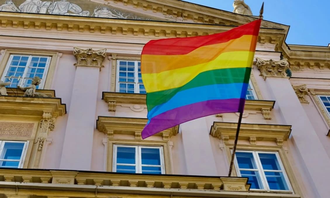 Aktivista Heredoš: Sexuálna orientácia ako dôvod na zľavu? To kde sme?!? (VIDEO)