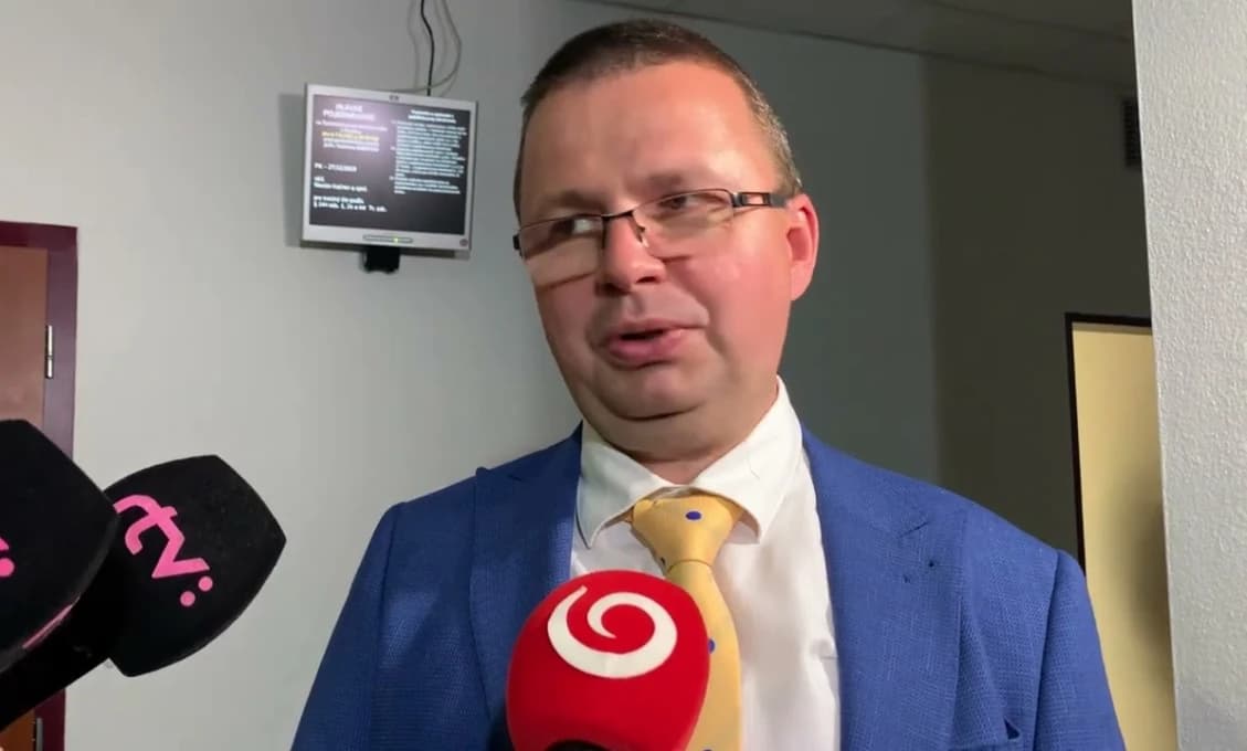 Para podal trestné oznámenie na prokurátora Harkabusa
