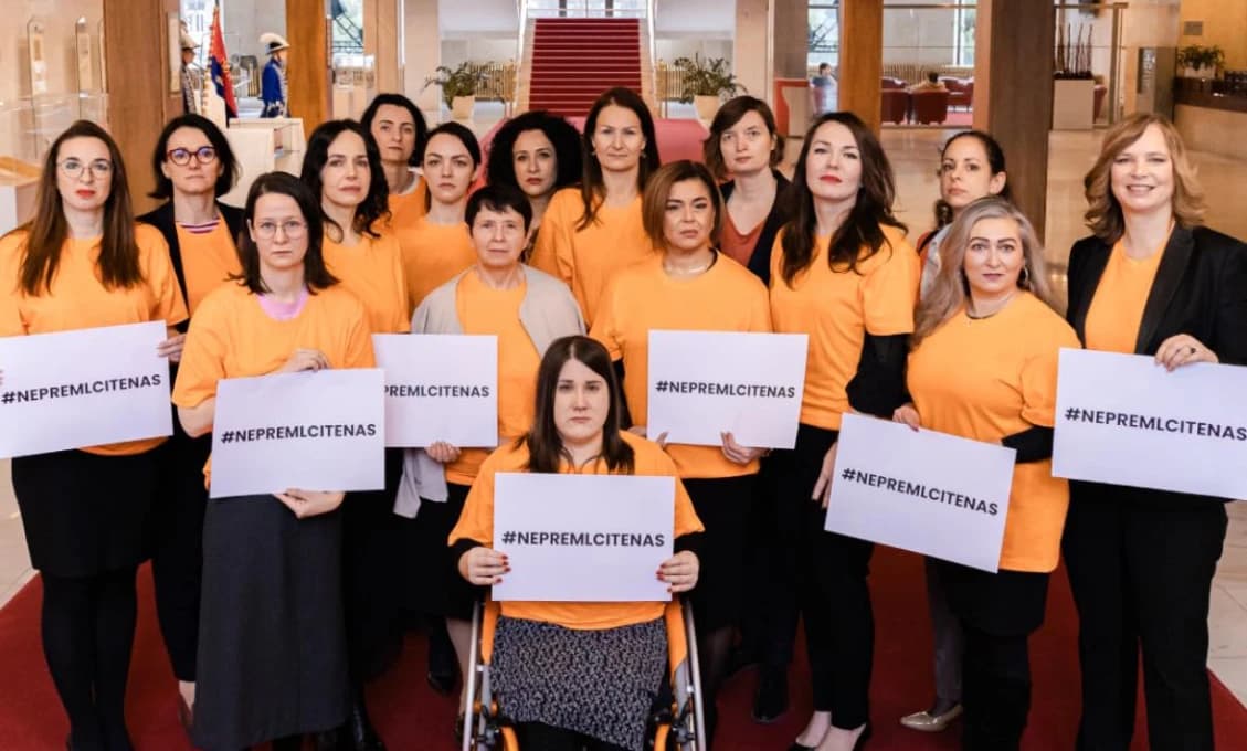 Mažgút ostro opozícii: HRÁTE TU FALOŠNÉ CYNICKÉ DIVADLO S EMÓCIAMI! (VIDEO)
