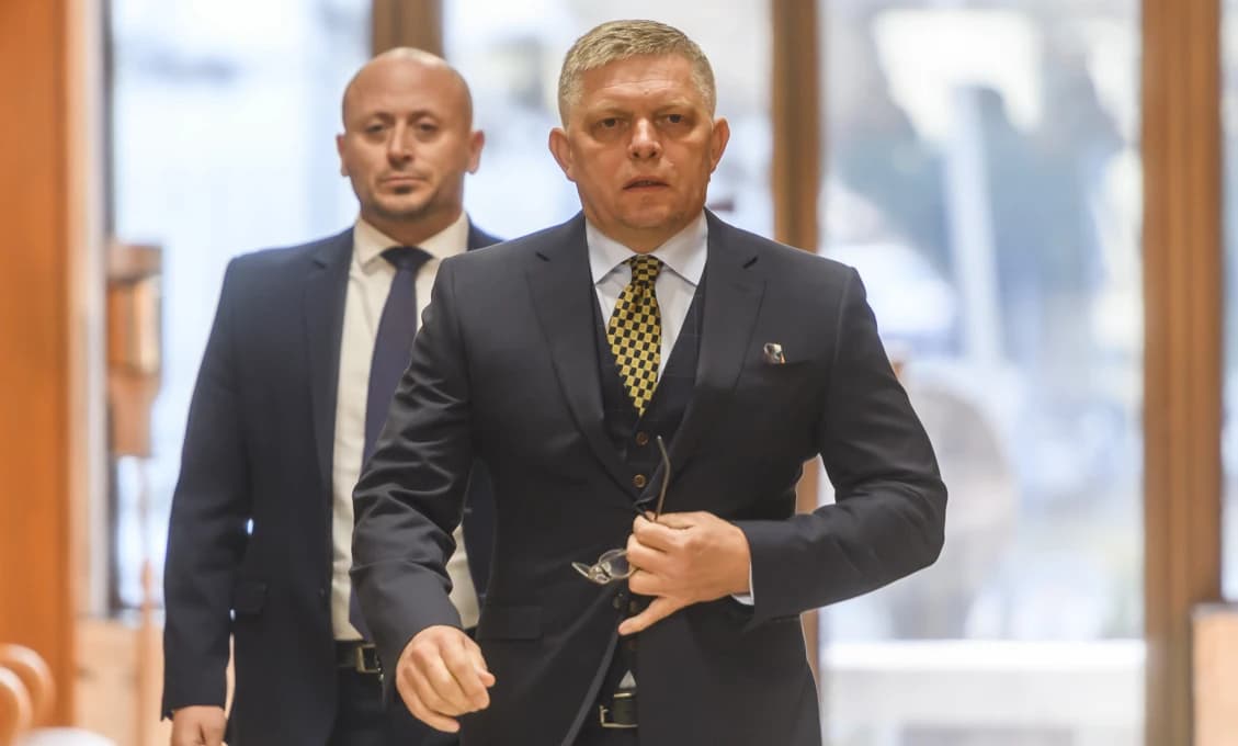 Hlas ľudu: Fico zas „prešťal“ opozíciu