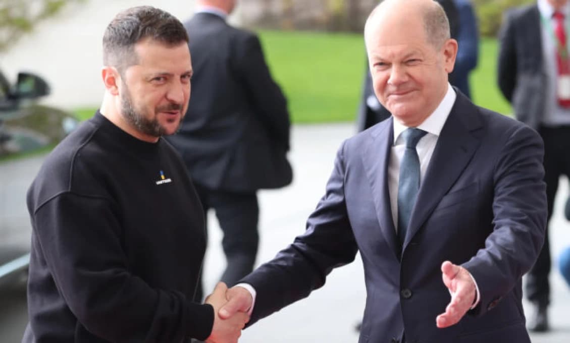 Nemecký kancelár sa prekecol! Flagrantné zneužitie spravodajských informácií
