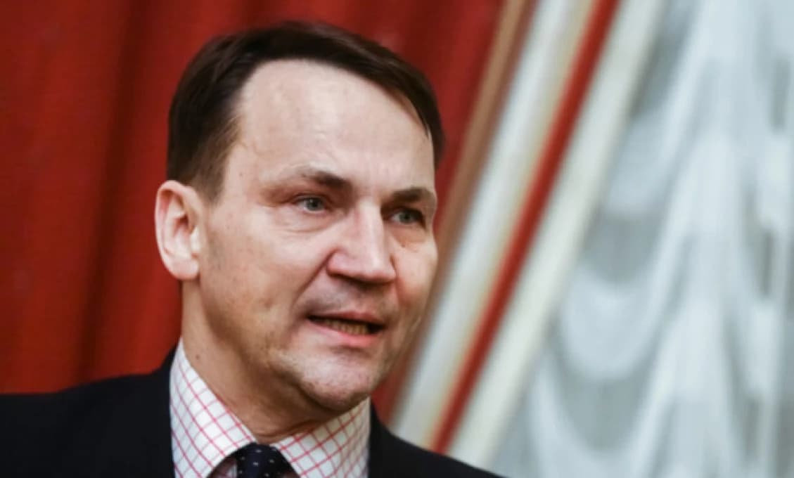 Poliaci menia rétoriku: ZRAZU DOSTALI CHUŤ NA VOJNU!