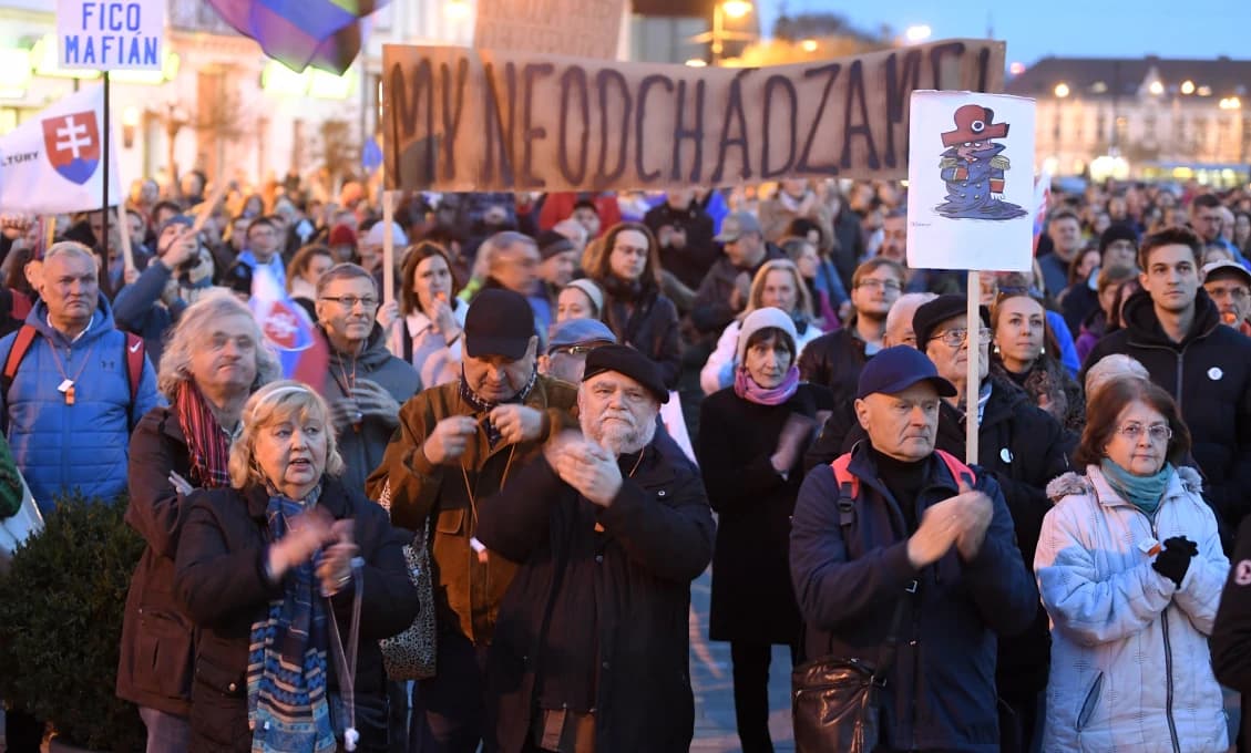 (Aktualizované) Dnes sa opäť protestovalo. Galéria "slušnoľudí" hovorí za všetko