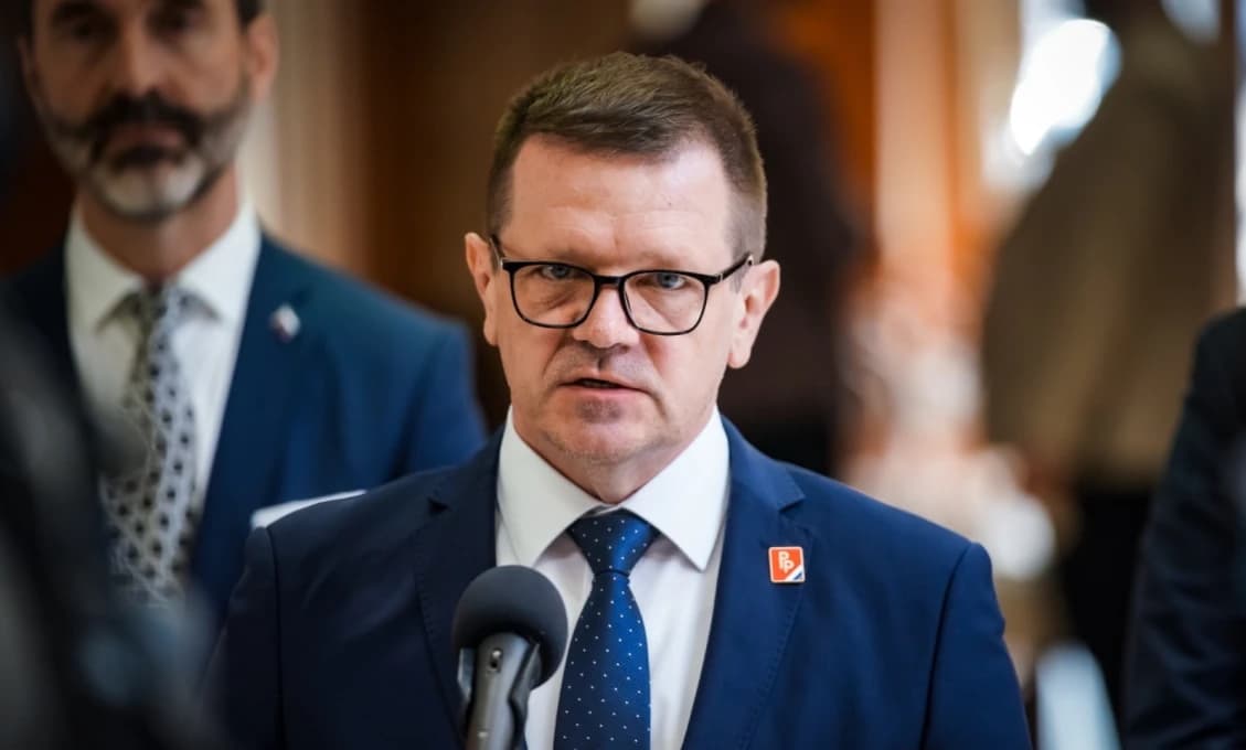 Šimečka chce vtiahnuť Európsku komisiu do prezidentskej kampane