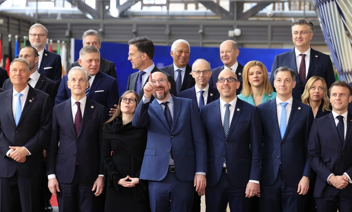 Premiér na samite EÚ zopakoval, že na Ukrajinu munícia nepôjde