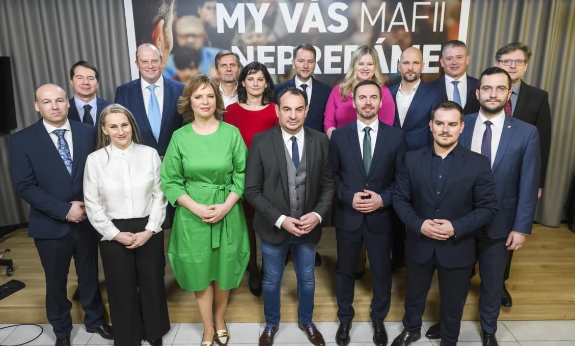 Opozícia kritizuje vládu. Draxler ich vyškolil