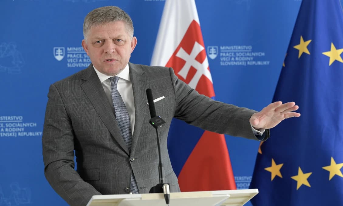 Premiér vyzval Šikutu a Mazáka podať disciplinárny návrh na Klimenta a Štifta