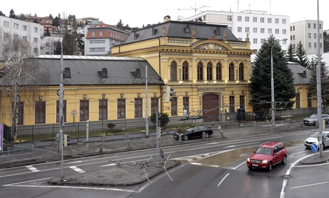 MZVEZ: Situáciu v regióne po útoku Iránu na Izrael intenzívne sledujeme