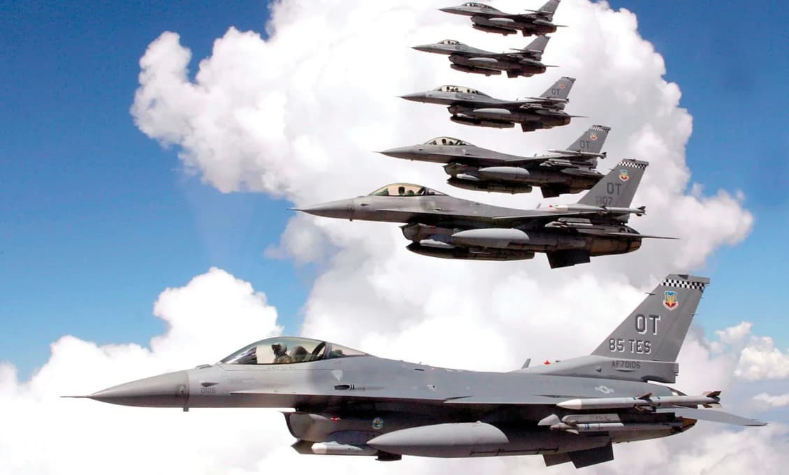Rusi zničili letisko, kde mali pristávať americké F-16