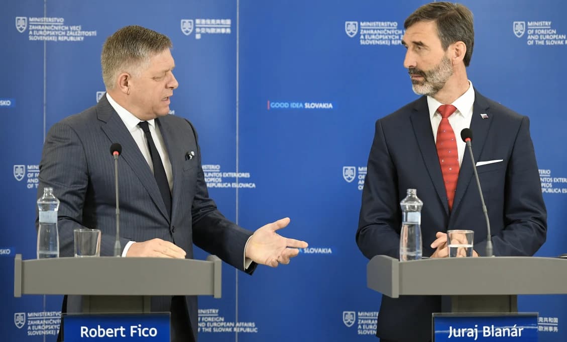 FICO dal JASNÉ stanovisko k zahraničnej politike