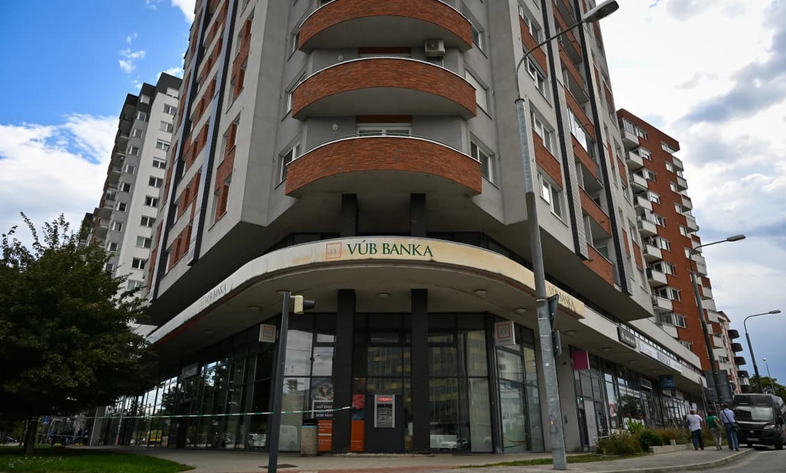 Veľké zmeny v BANKÁCH: Zdražovanie, nové poplatky a vyššie úroky!