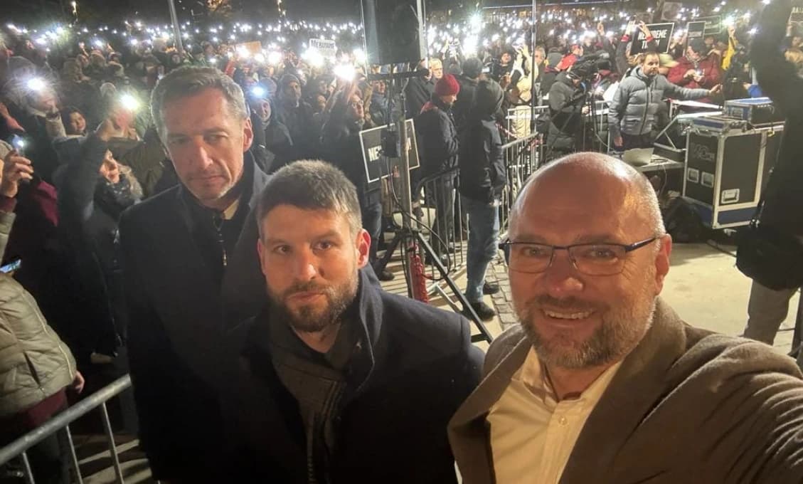 Hlas ľudu: Očuj, Mišo, ty máš koňa, ja mám koňa, spriahajme sa!